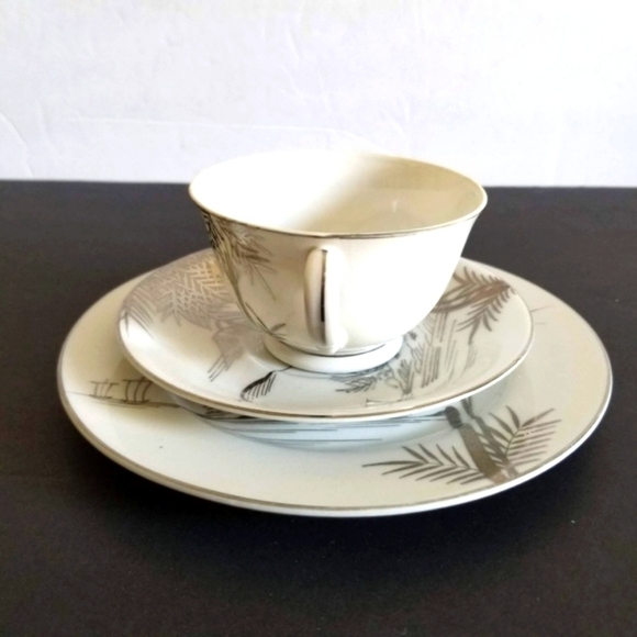 MEIYO Nippon Tea Cup Saucer and Plate Set - Picture 4 of 8